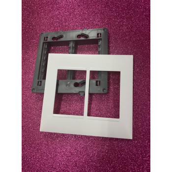 Placa P/6 Modulos 4x4 -  Pial Plus + Branco